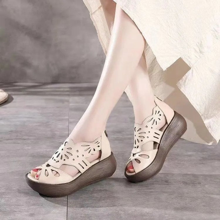 Sandalias de mujer con agujeros huecos