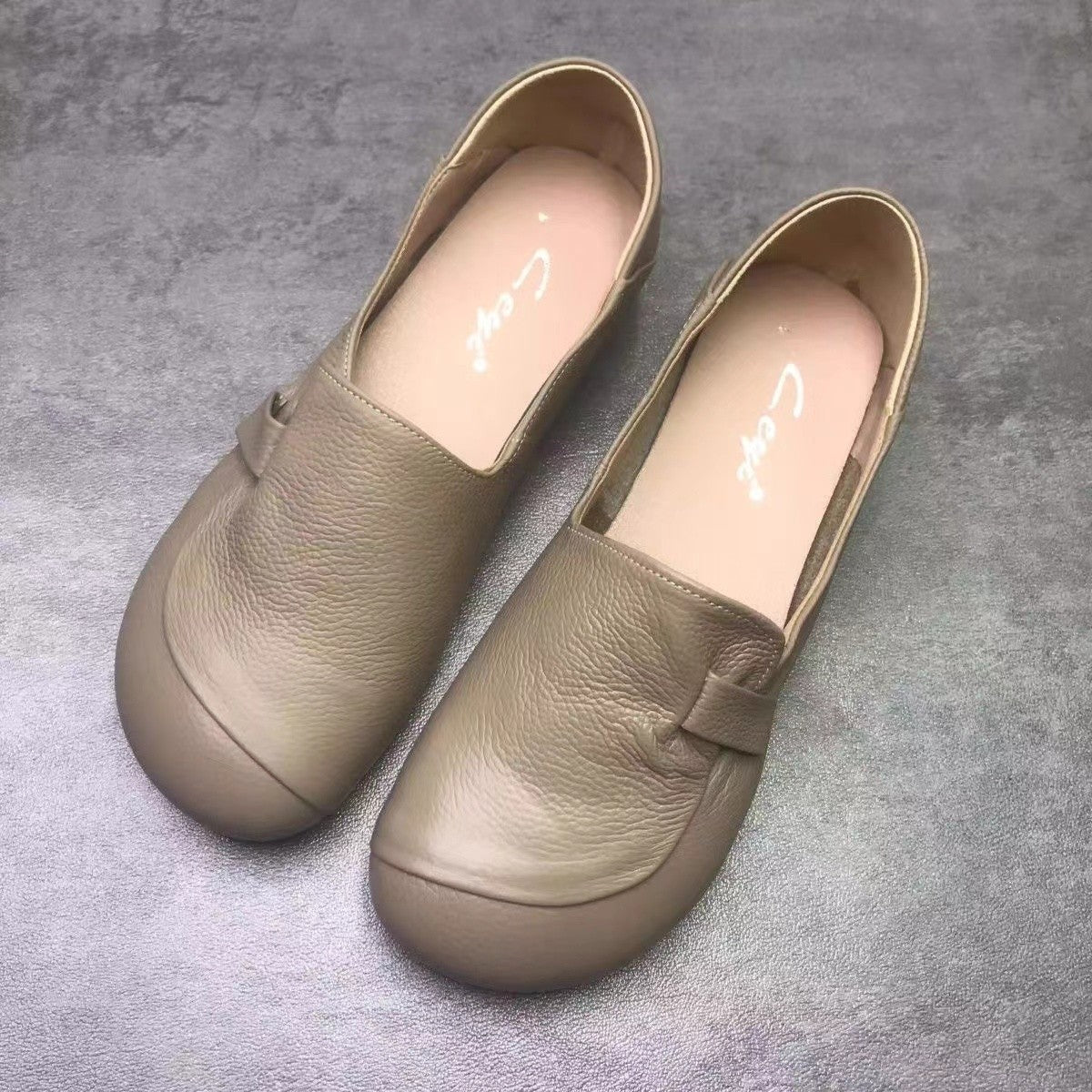 Zapatos de madre con suela blanda de piel de vaca