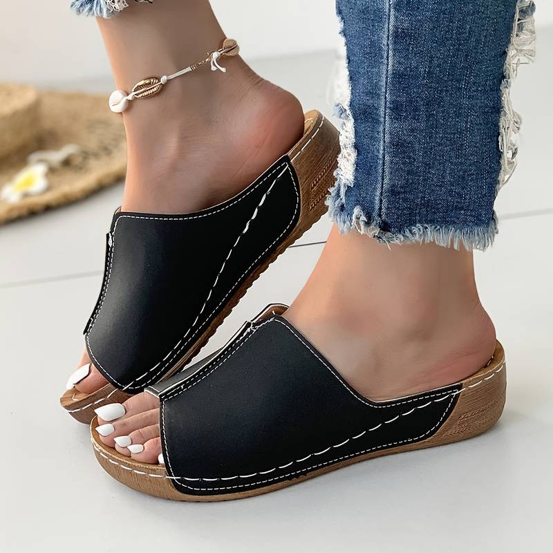 Nuevas sandalias de cuña 2025