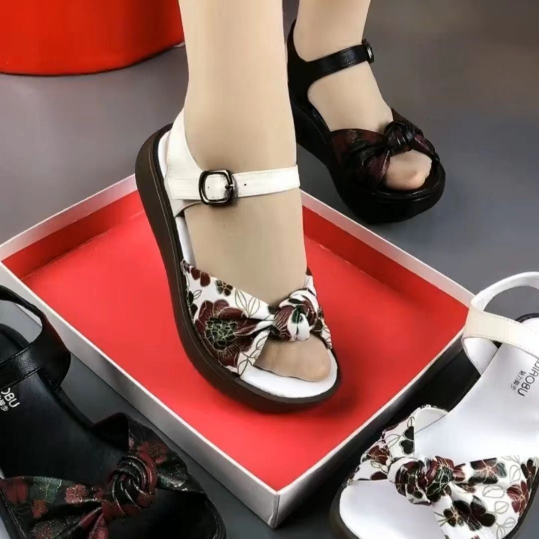 Sandalias de tiras de estilo retro (de cuero)
