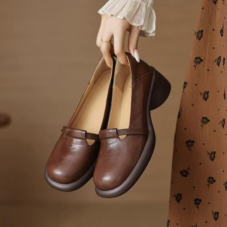 Zapatos de piel con puntera redonda y tacón en bloque
