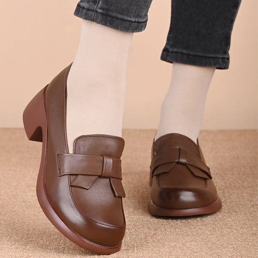 Zapatos de piel con puntera redonda y tacón en bloque