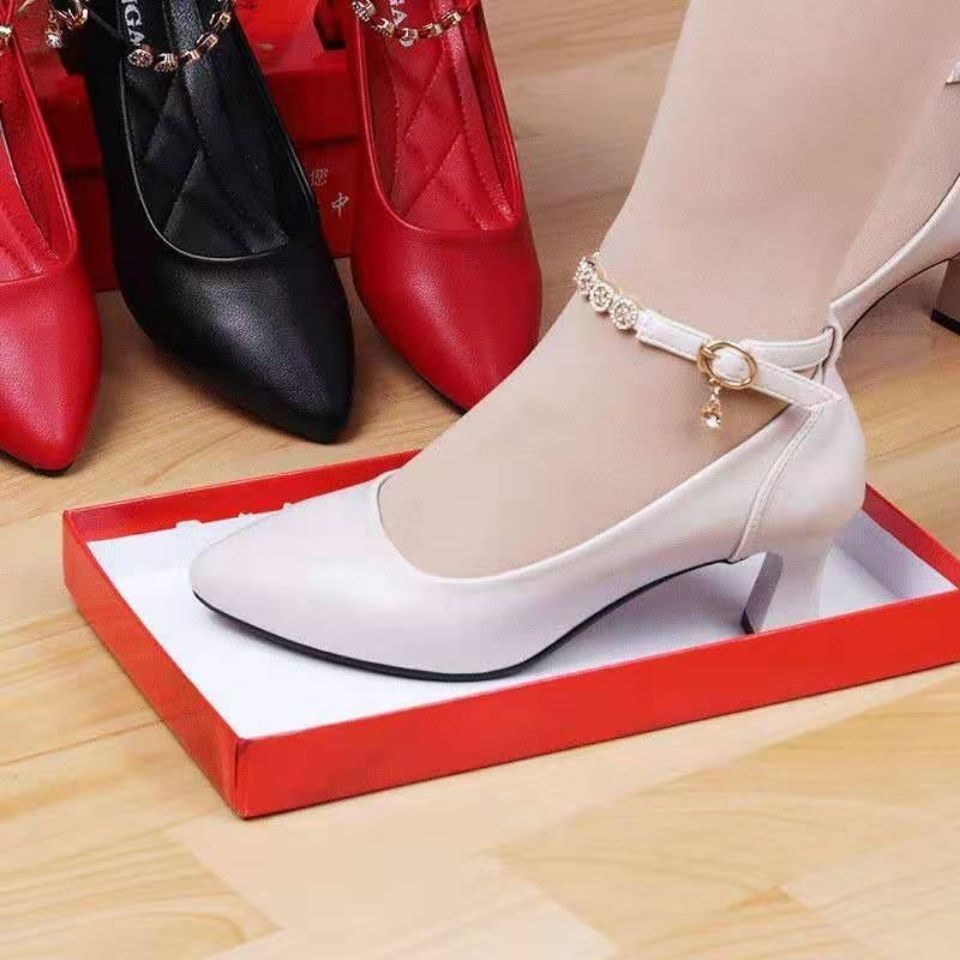 Nuevo estilo de tacones altos de una pieza
