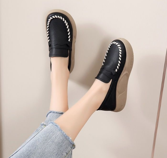 Zapatos casuales de plataforma de cuero