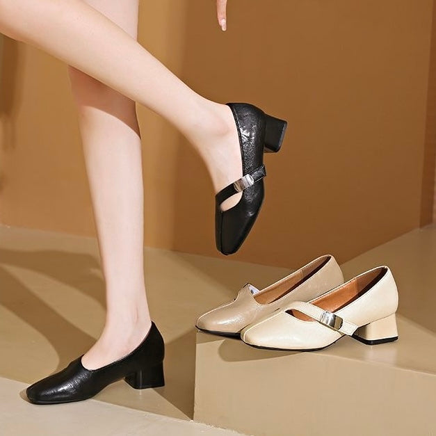 Zapatos de piel con tacón grueso y punta cuadrada