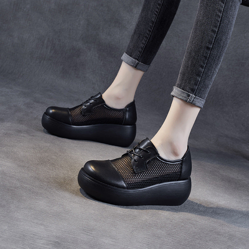Zapatos de cuero con cordones y malla