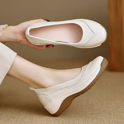 Zapatos casuales de piel con punta redonda y plataforma