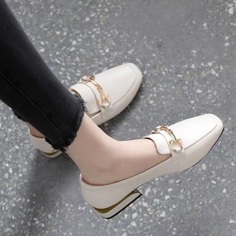 2026 nuevos zapatos de cuero con punta cuadrada