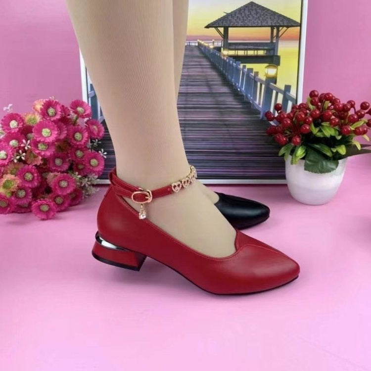 Zapatos de tacón alto de piel con corte bajo